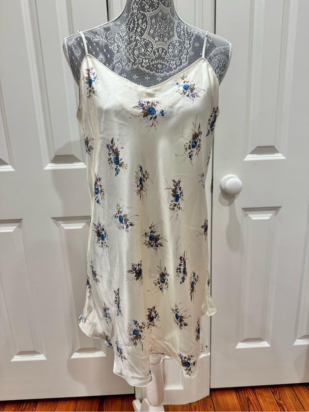 Satin Slip Dress/Chemise Ivory w/Blue & Purple Blooms Sz. L Fairycore Festival